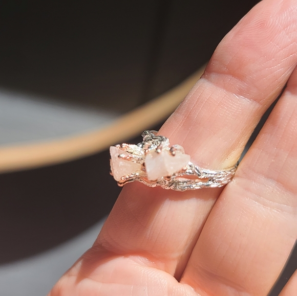 Morganite raw nugget gemstone sterling ring sz8 - Picture 4 of 6